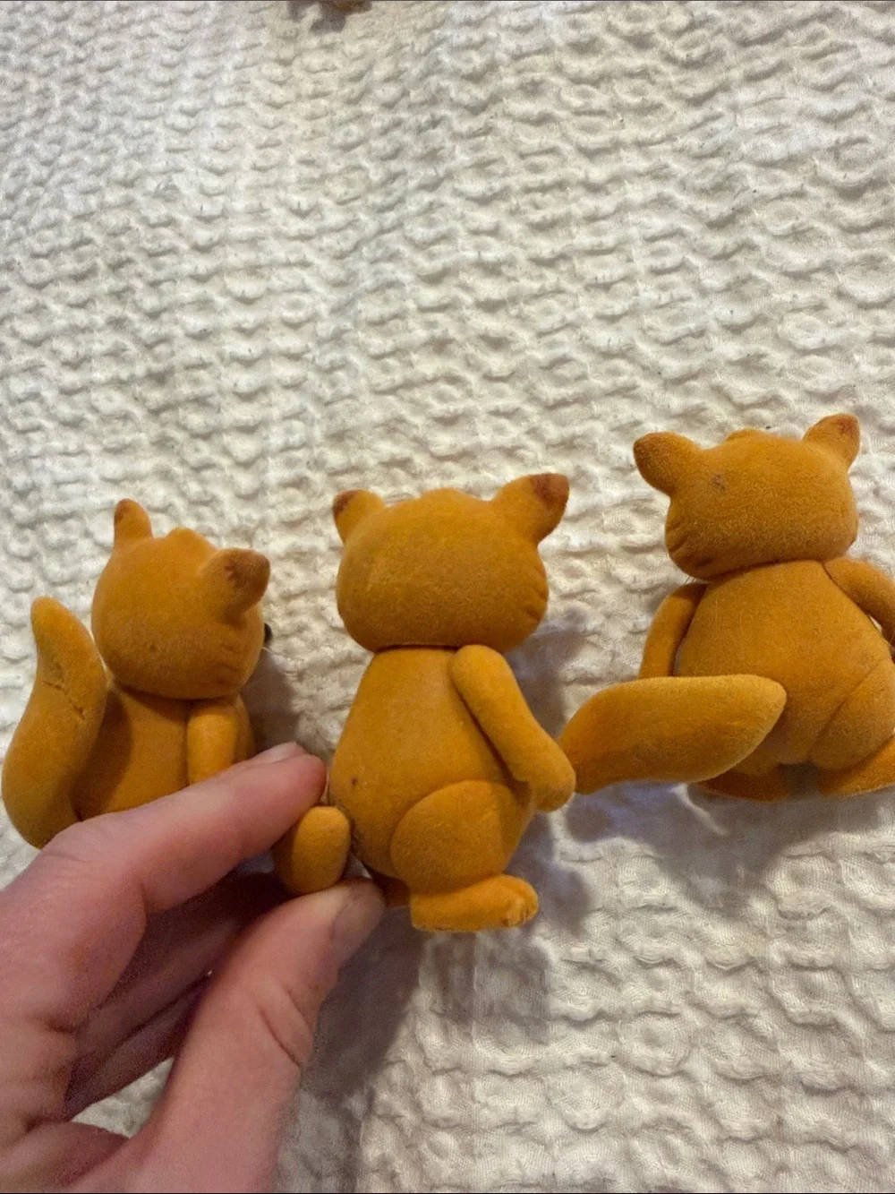 Woodzeez Small Orange Flocked Fox Figurines